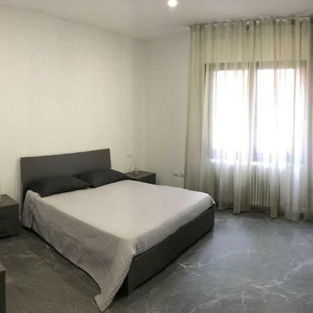 Venetian Aesthetic Apartment เมสเตร ภายนอก รูปภาพ