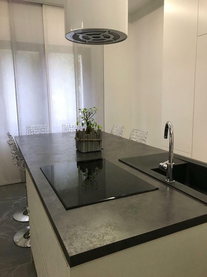 Venetian Aesthetic Apartment เมสเตร ภายนอก รูปภาพ